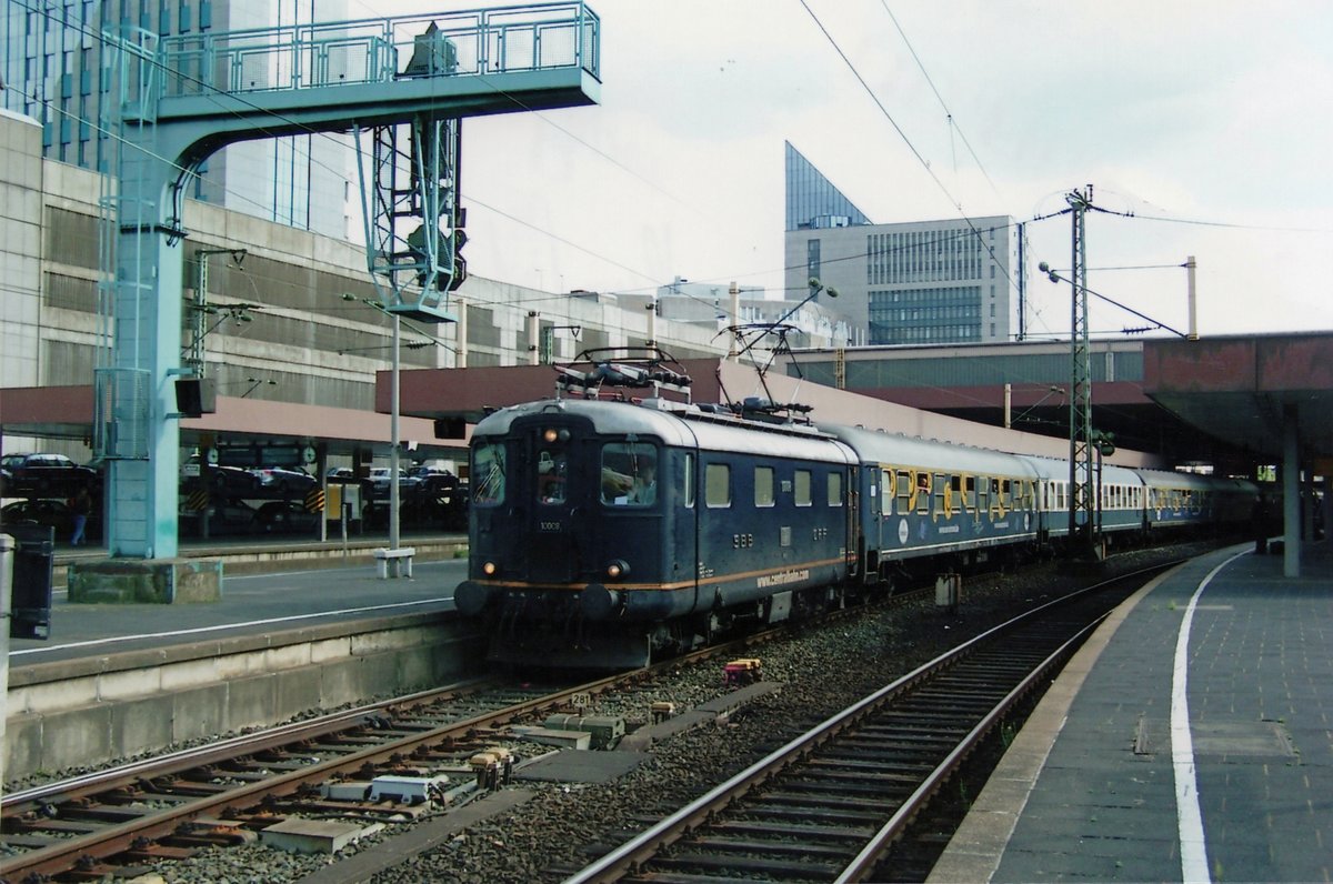 Am 14 Mai 2007 treft ein Sonderzug von CentralBahn mit 10008 in Dsseldorf Hbf ein.