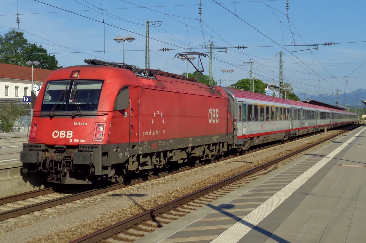 Am 17 Mai 2018 treft 1216 001 in Rosenheim ein. 