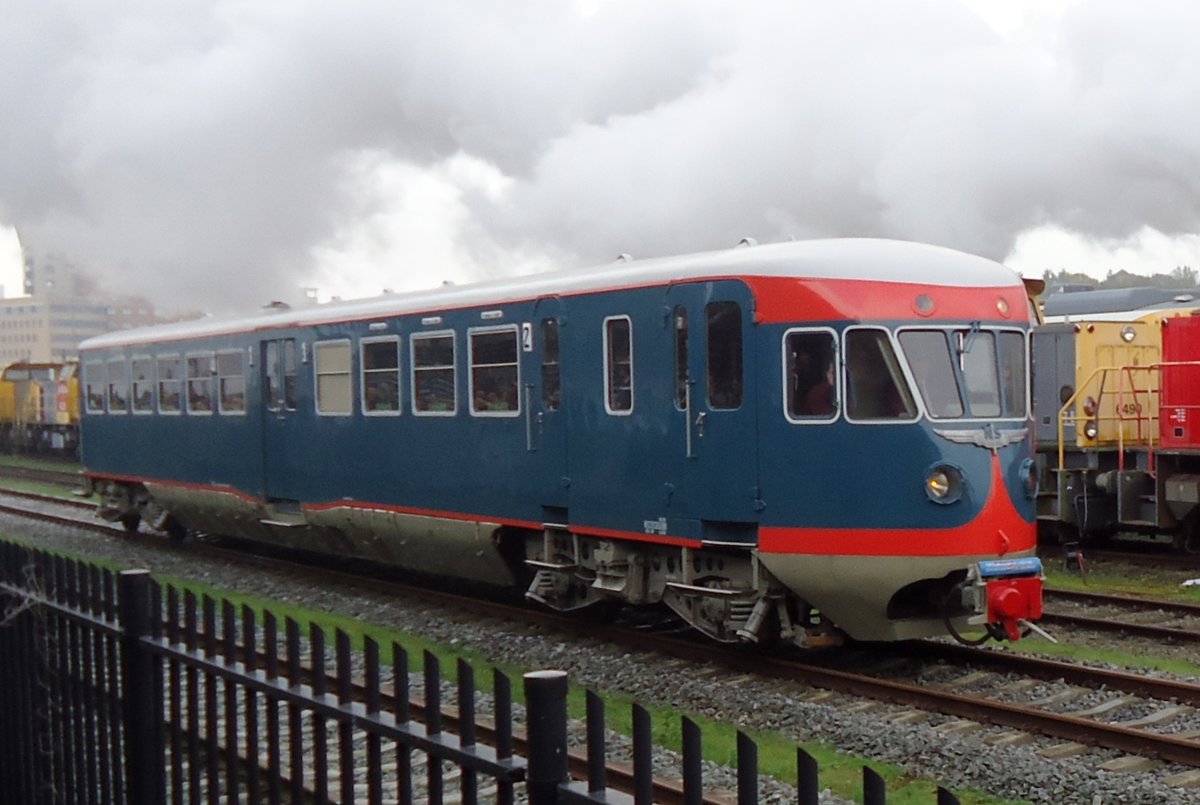 Am 17 Oktober 2014 nam DE 41 Teil an eine kleine Lokparade ins Bw Amersfoort. Anlass war das 175 Jahresjubilaum der Eisenbahnen in die Niederlände.