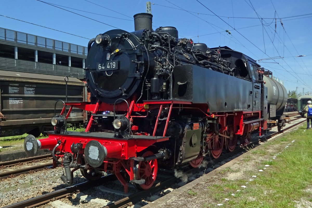 Am 2 Juni 2019 steht 64 419 ins BEM in Nördlingen. 