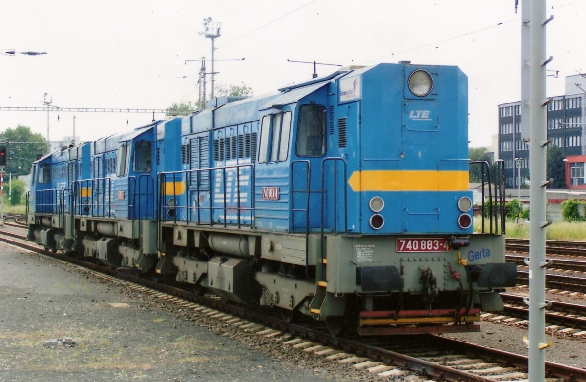 Am 22 Mai 2008 war LTE 740 883 in Pause in Bratislava=Petrzalka. 