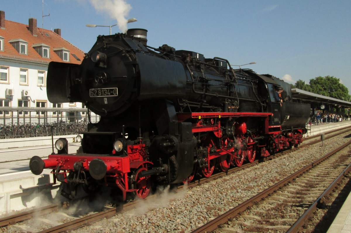 Am 31 Mai 2014 steht 52 8134 in Landau (Pfalz).