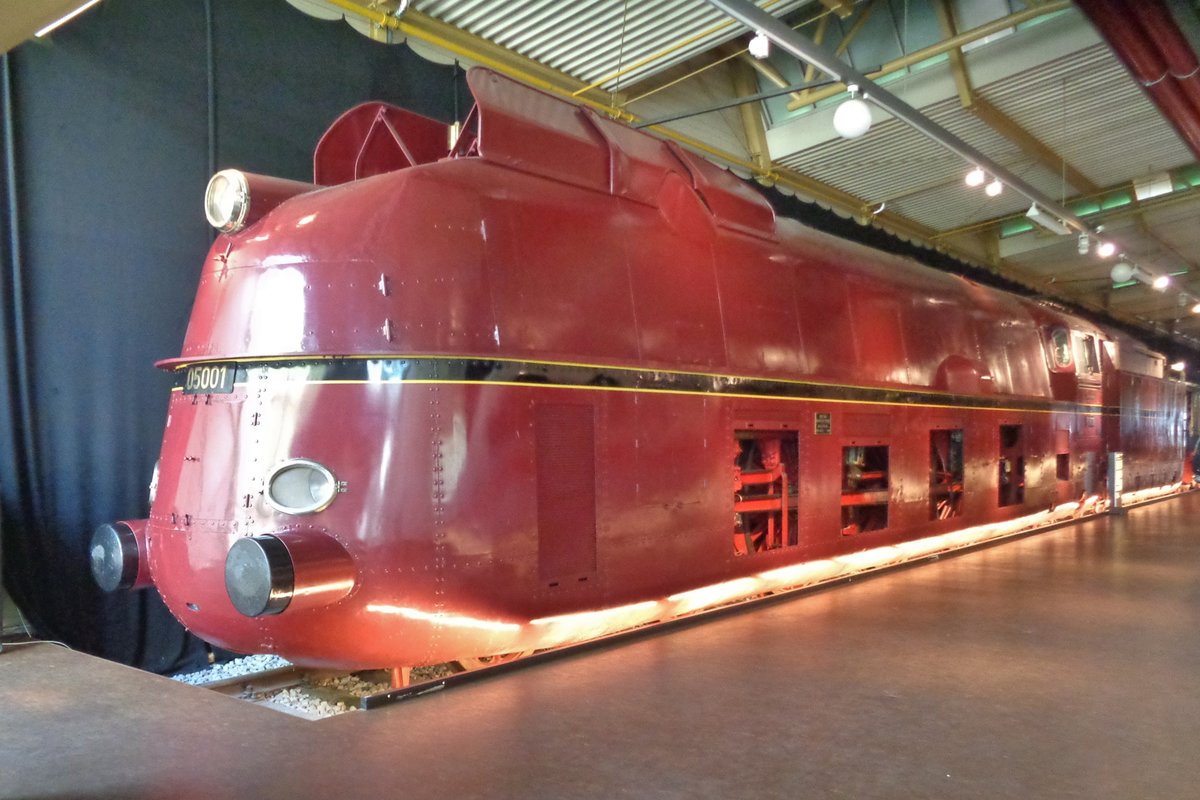 Am 6 September 2018 steht 05 001 ins DB Museum in Nürnberg.