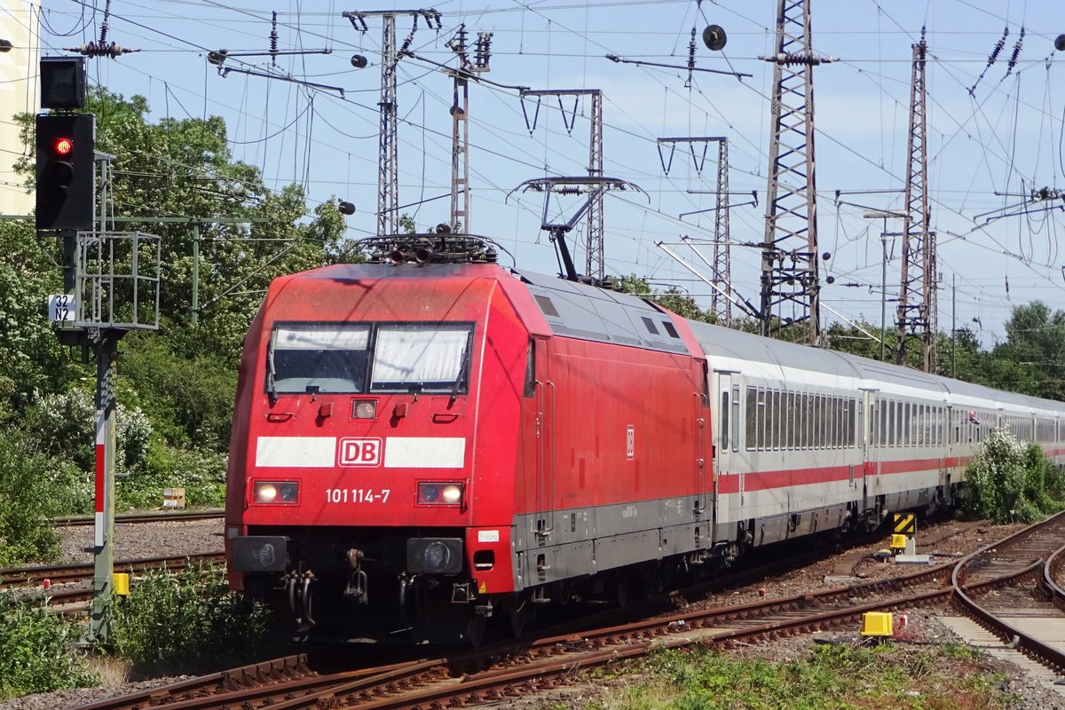 Am 7 Juni 2019 treft 101 114 in Duisburg Hbf ein. 