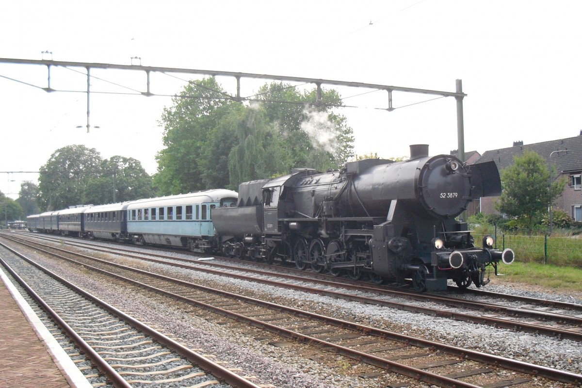 Am Abend von 2 September 2012 verlässt 52 3879 Dieren.