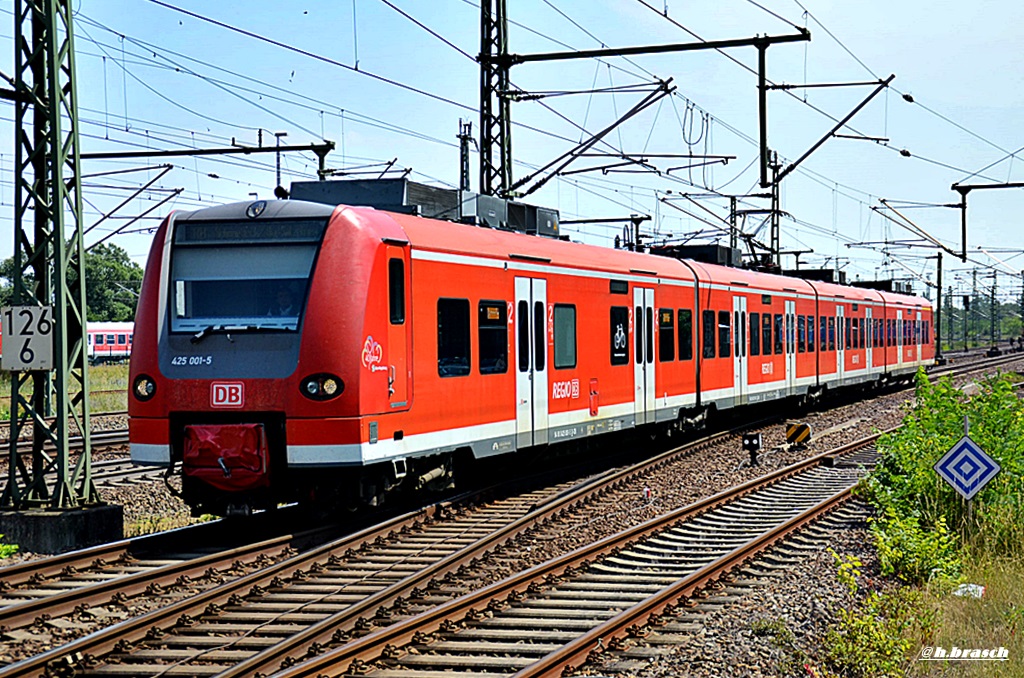 ankunft des 425 001-5 zum bf wittenberge,05.07.15