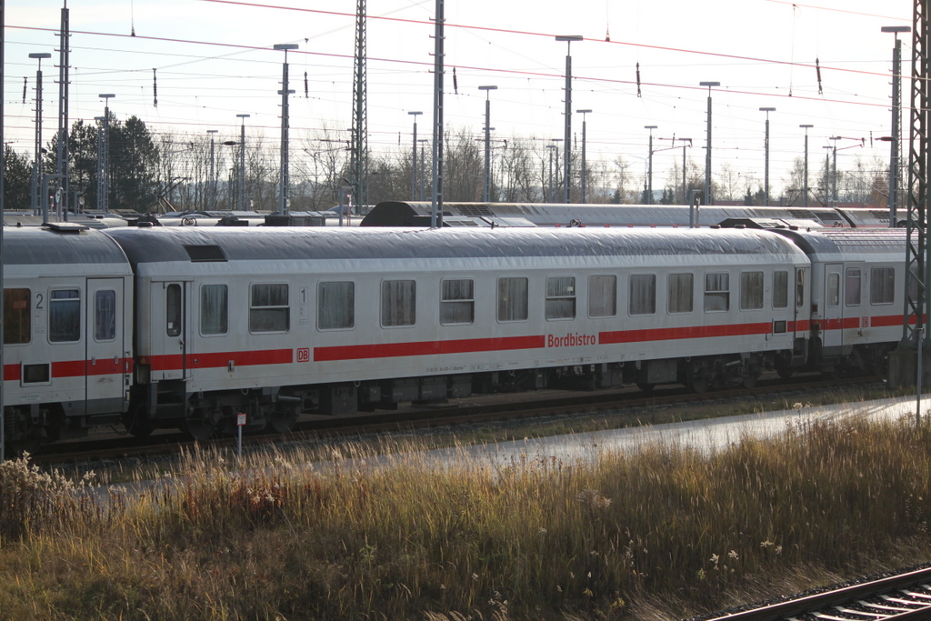 ARkimmbz 288.5 stand am 20.11.2016 im BW Rostock Hbf.