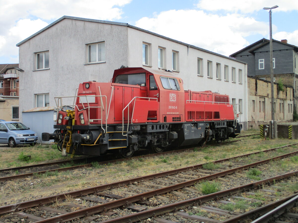 Auch in Nordhausen konnte ich,am 01.September 2022,eine 261 fotografieren.Abgestellt stand dort die 261 042.