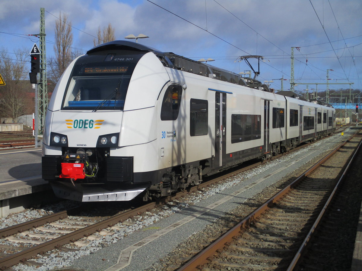 Auch den ODEG 4746 301 erwischte ich nach mehreren,vergeblichen Versuchen,am 21.Februar 2020,endlich.Aufnahme in Bergen/Rügen.