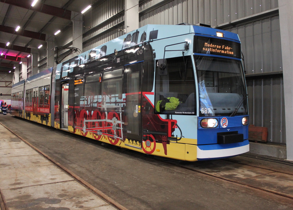 Bderbahn Molli stand am 16.10.2016 in der Wagenhalle des Depot 12 in Rostock-Marienehe.