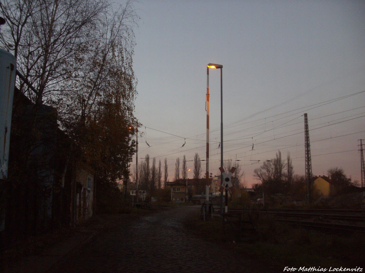 Bahnbergang der Gterumfahrung in Halle (Saale) am 23.11.14