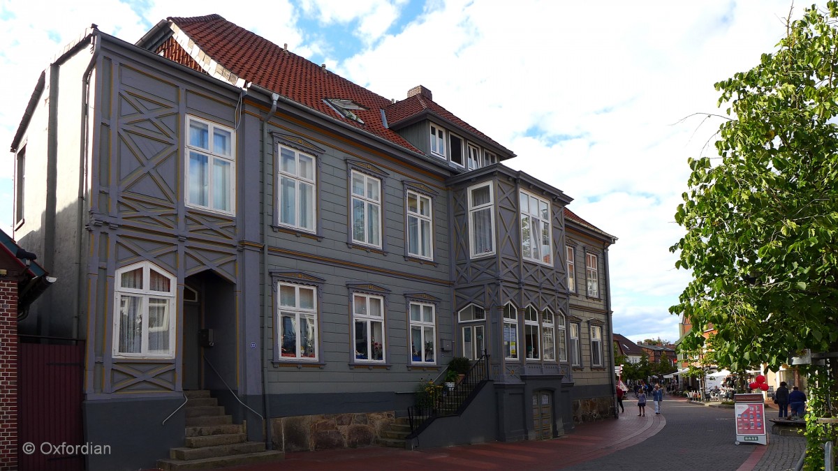 Baudenkmal in der Marktstraße von Soltau. Ehemalige Amtsvogtei aus dem Jahre 1861.  