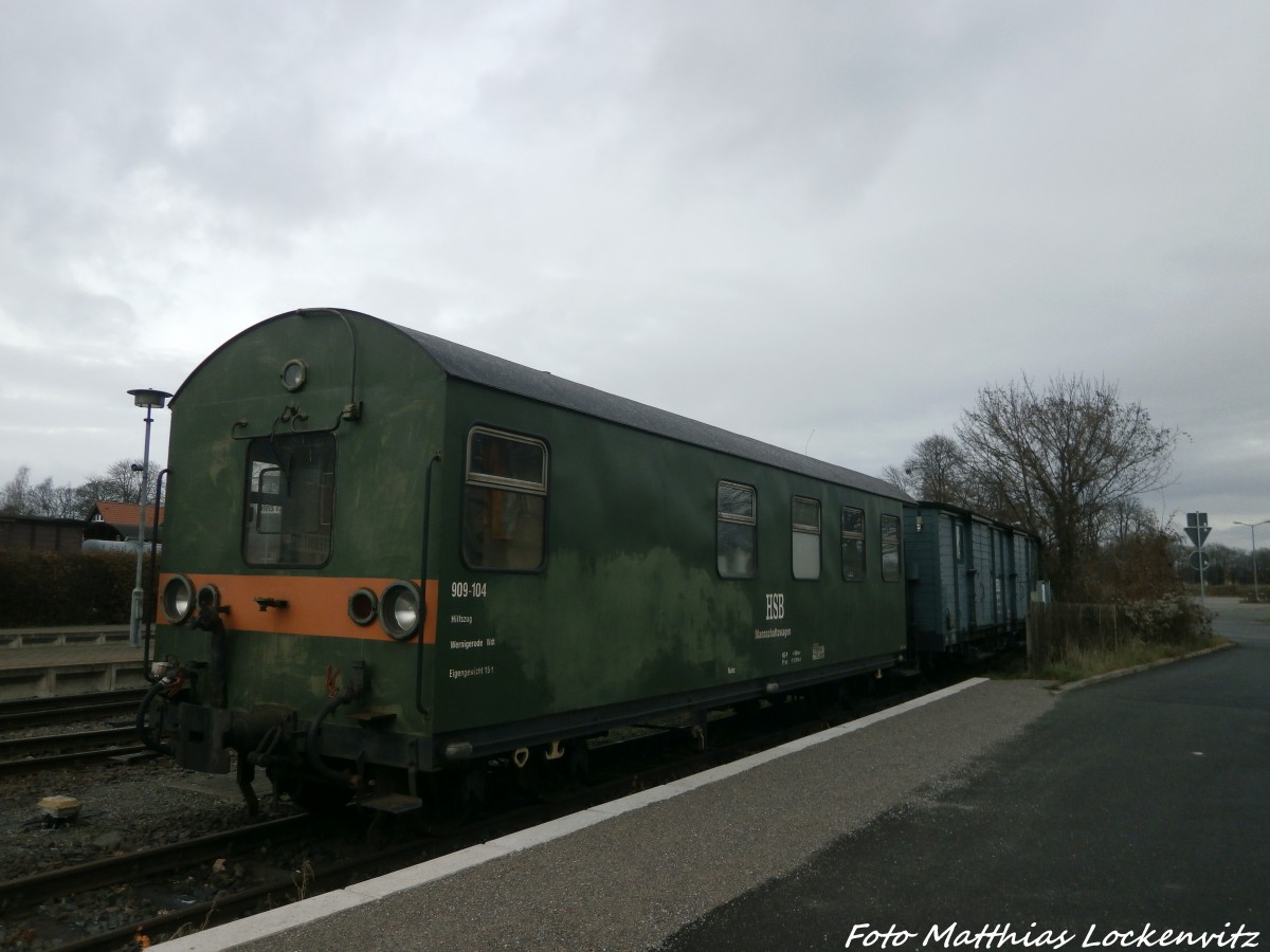 Bauzug der HSB abgestellt im Bahnhof Wernigerode-Westerntor am 21.12.14