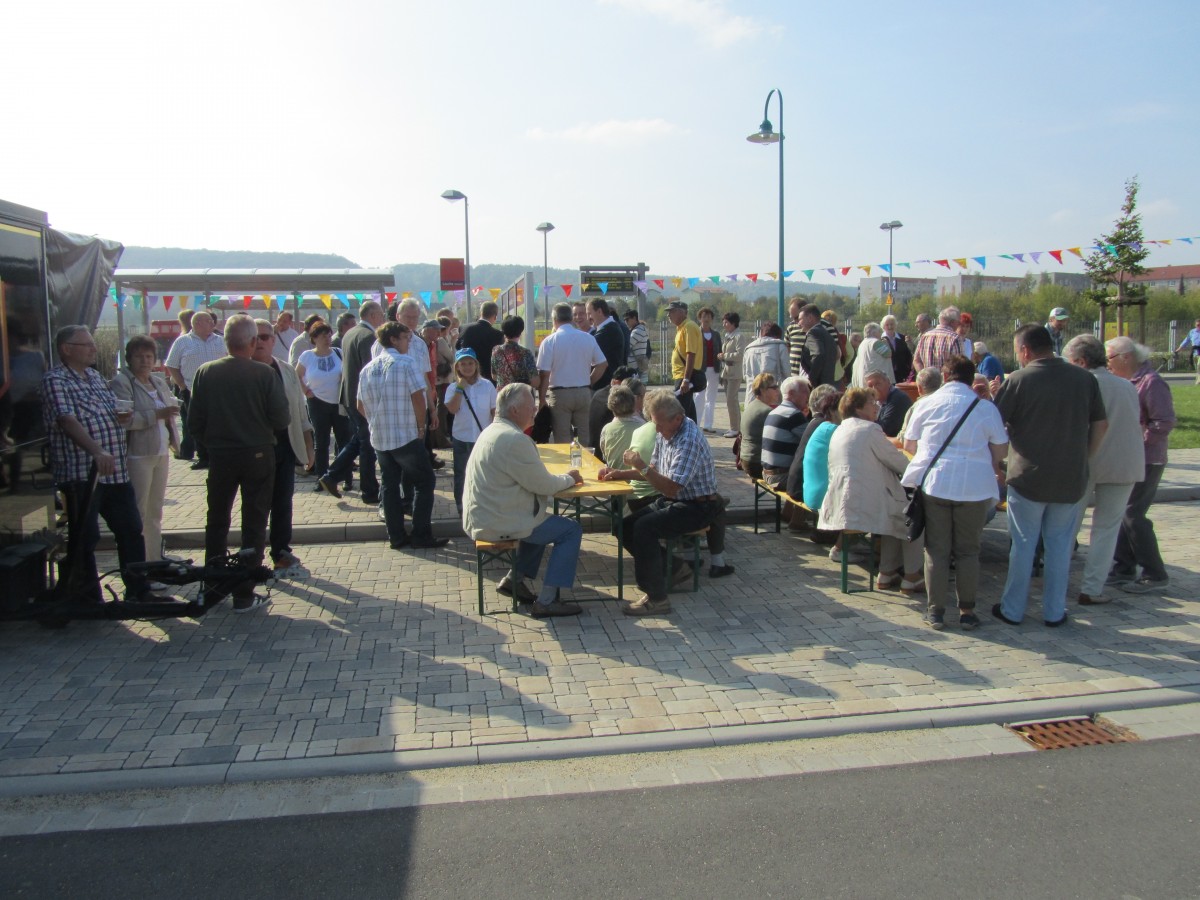 Besucher beim 9. Unstrutbahnfest am 05.10.2014 in Laucha. (Foto: Karolin Thomas)