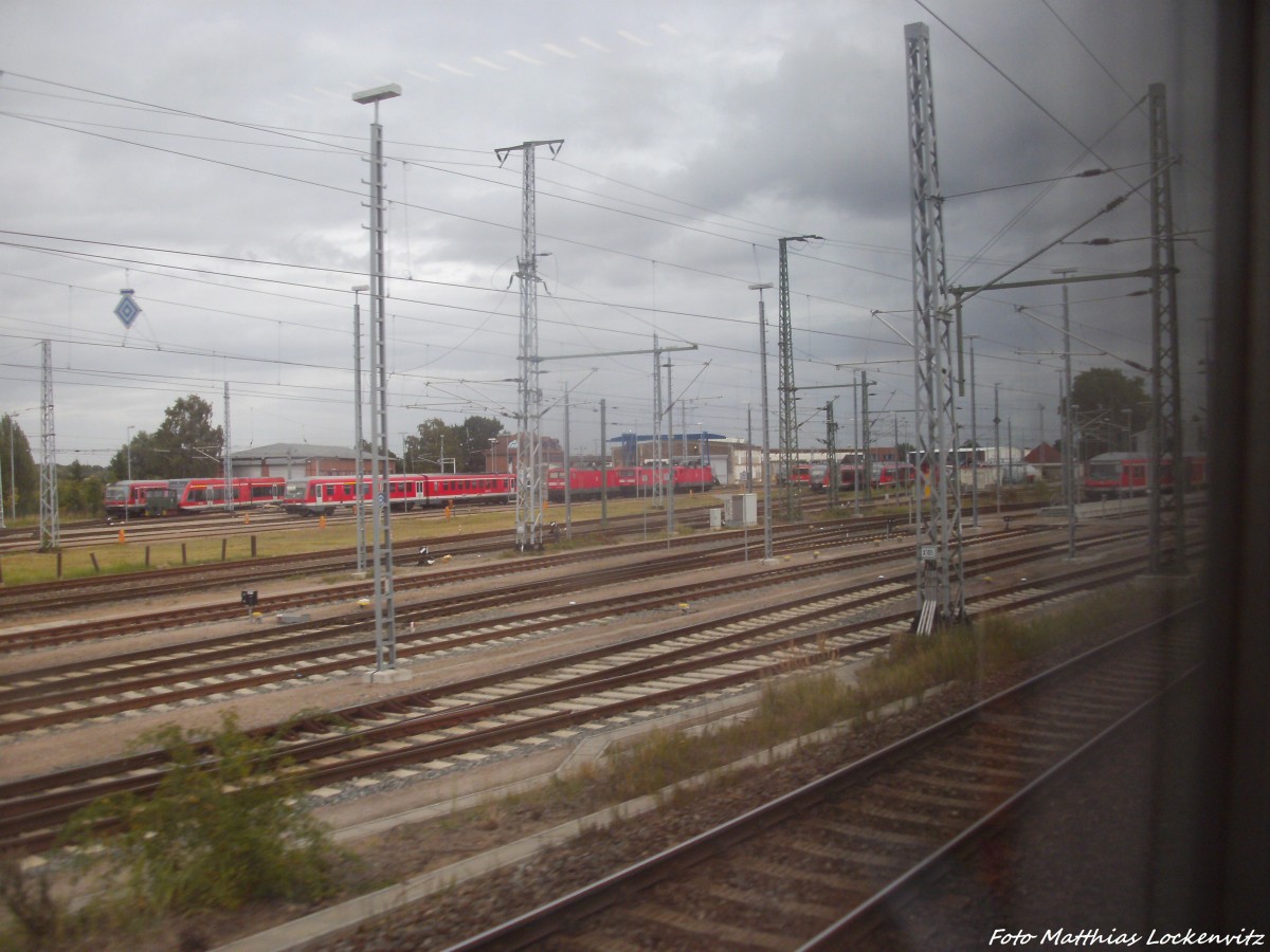 Blick auf das BW Rostock ausm IC2216 am 1.9.13