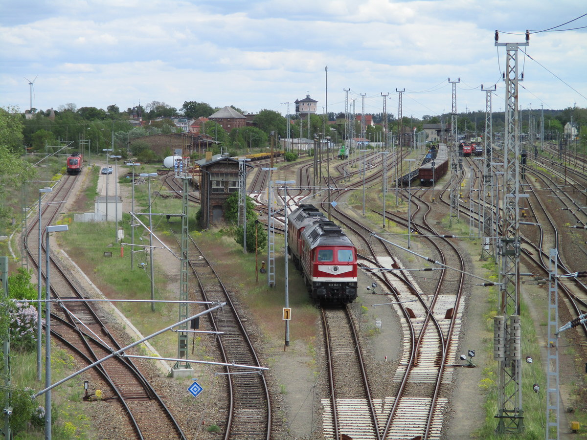 Blick auf den Güterbahnhof Angermünde am 16.Mai 2020 von einer Straßenbrücke aus.