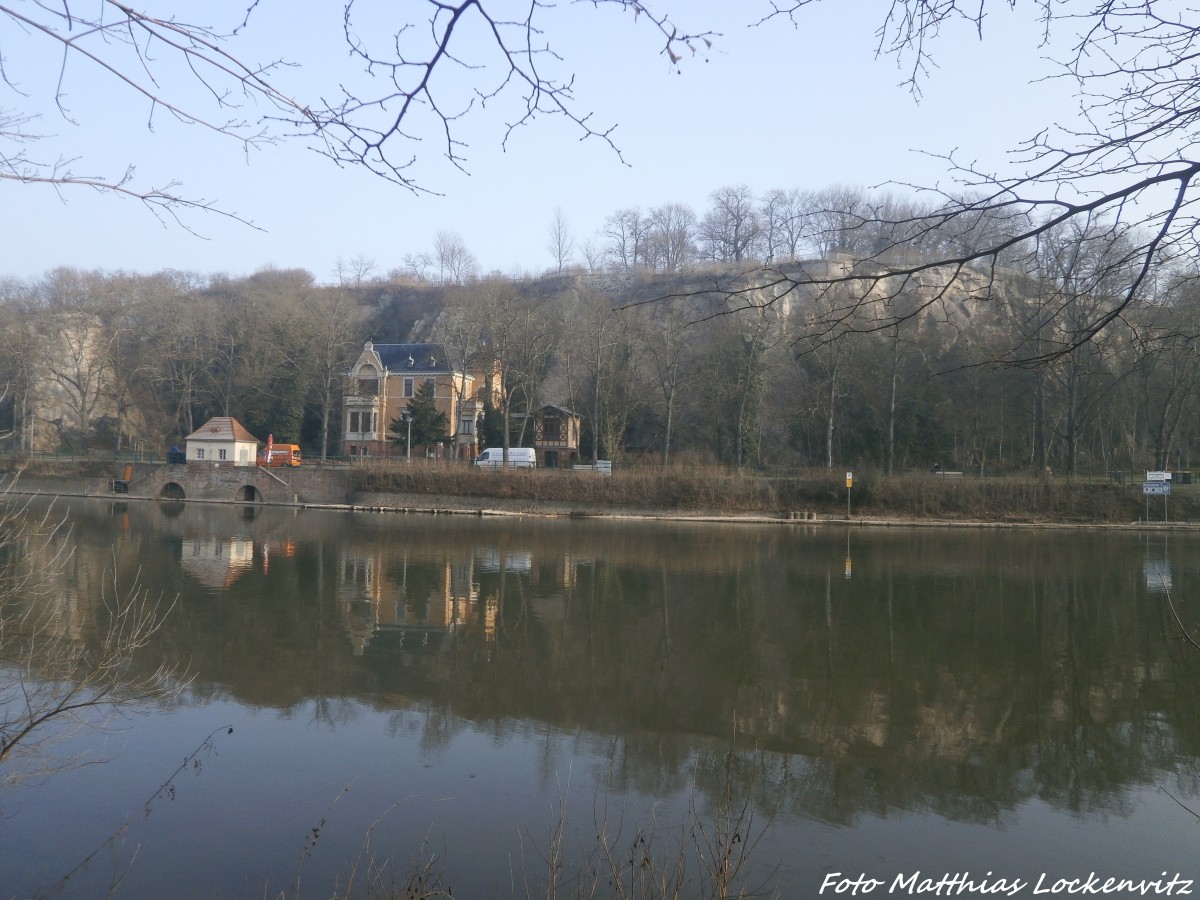 Blick auf Halle Saales Landschafte und Saale am 17.2.15