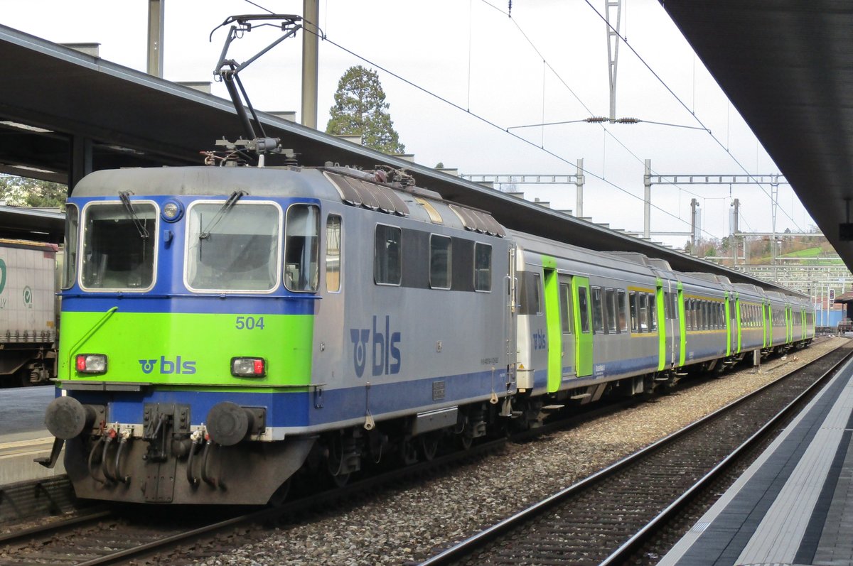 BLS 504 steht am 23 März 2017 in Spiez.