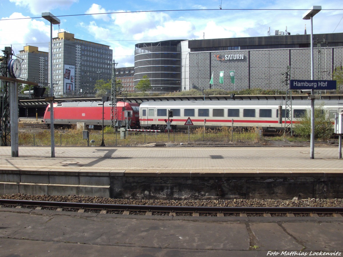 BR 101 mit einem IC bei der Einfahrt in den Hamburgwer Hbf am 1.9.13