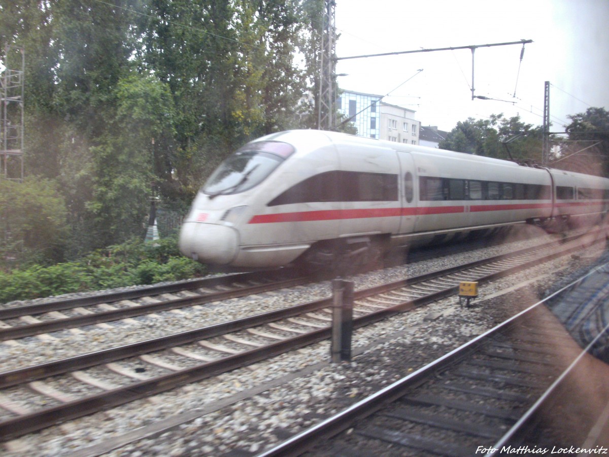 BR 411 irgendwo in Hamburg aus der S-Bahn Fotografiert am 31.8.13