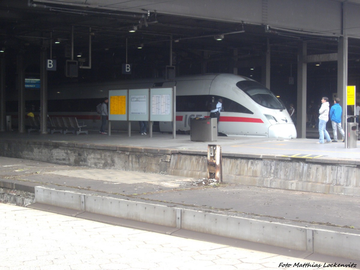 BR 605 mit ziel Fehmarn im Bahnhof Hamburg Hbf am 1.9.13