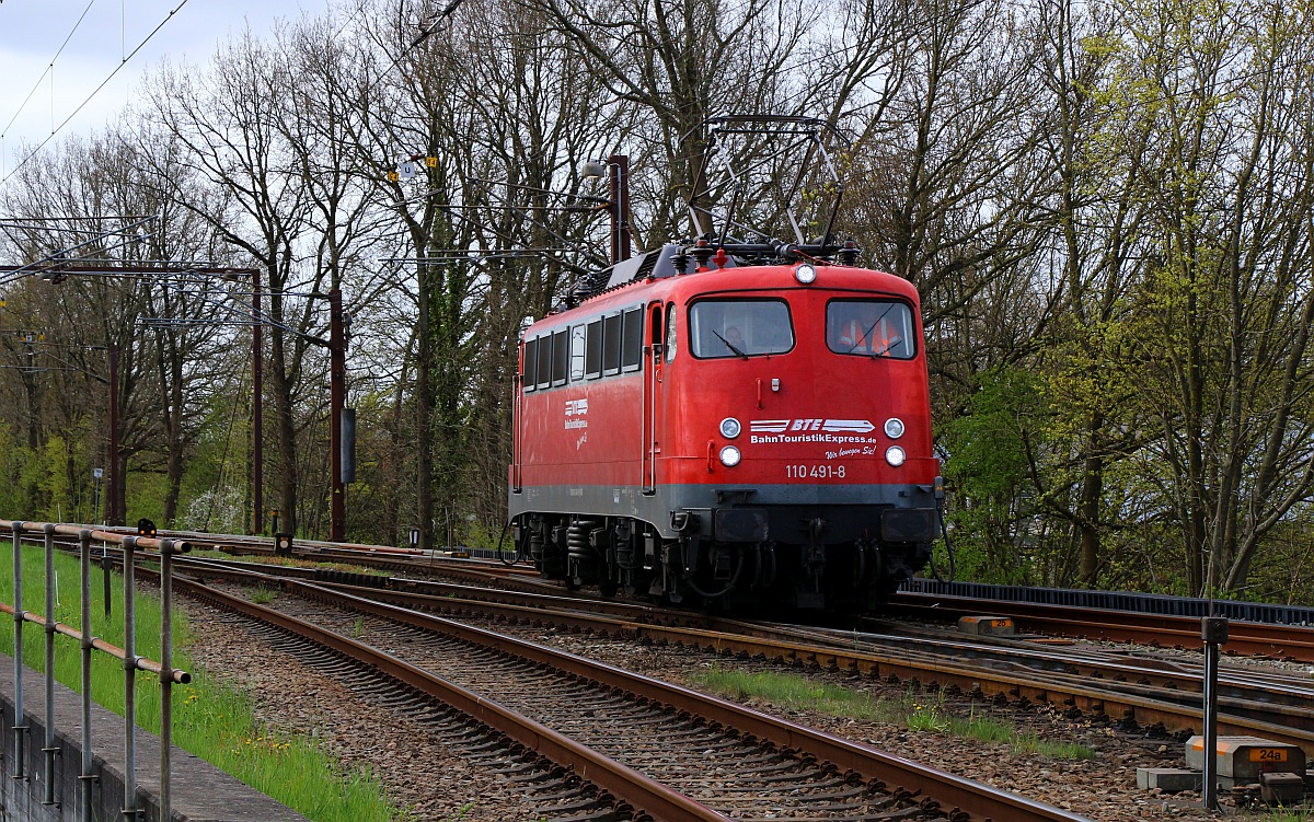BTE E10 491/ 110 491-8 auf Rangierfahrt im Bhf Pattburg/DK. 29.04.2022