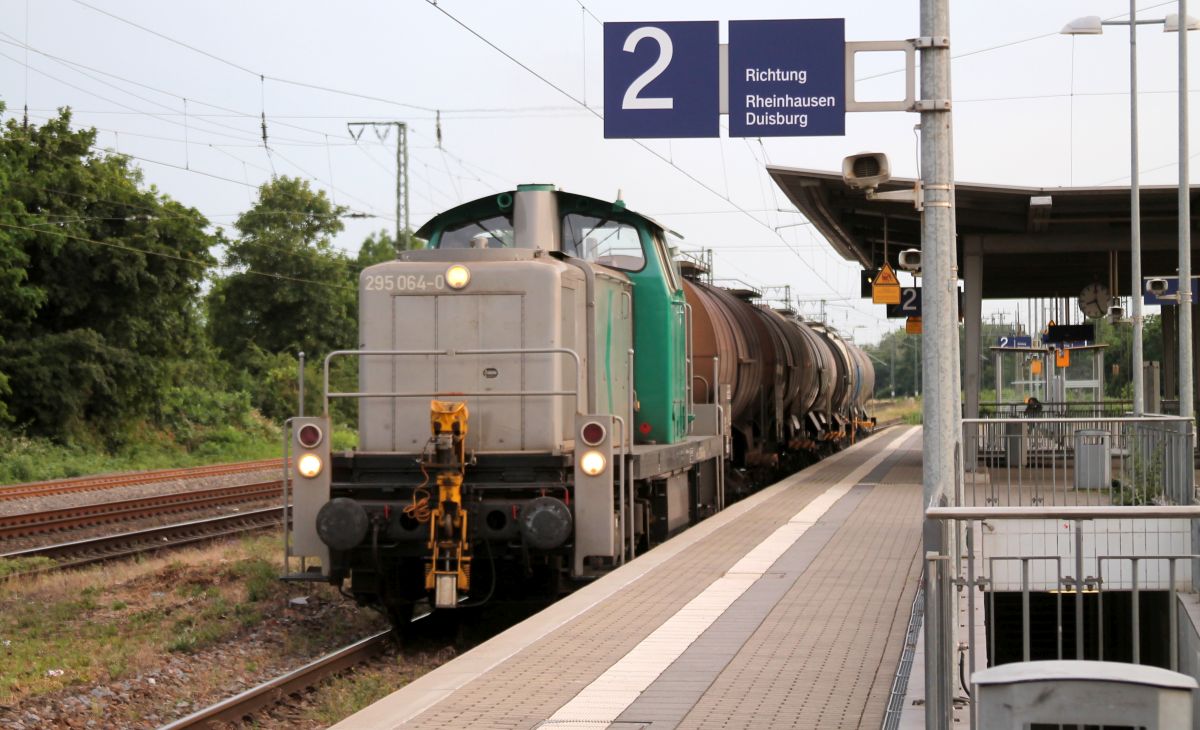 BUVL/RailCargoCarrier Kln 295 064-0 Krefeld-Uerdingen 14.06.2019