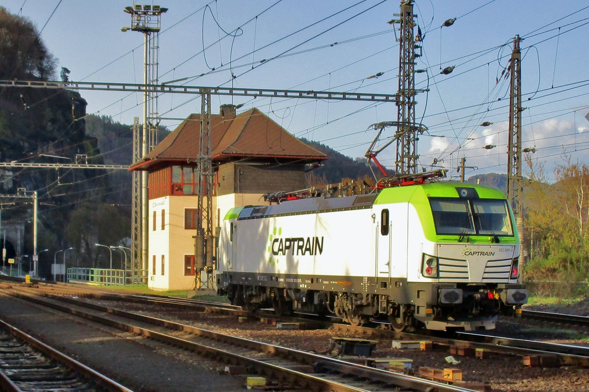 CapTrain 193 895 verlsst am 6 April 2017 Decin hl.n.