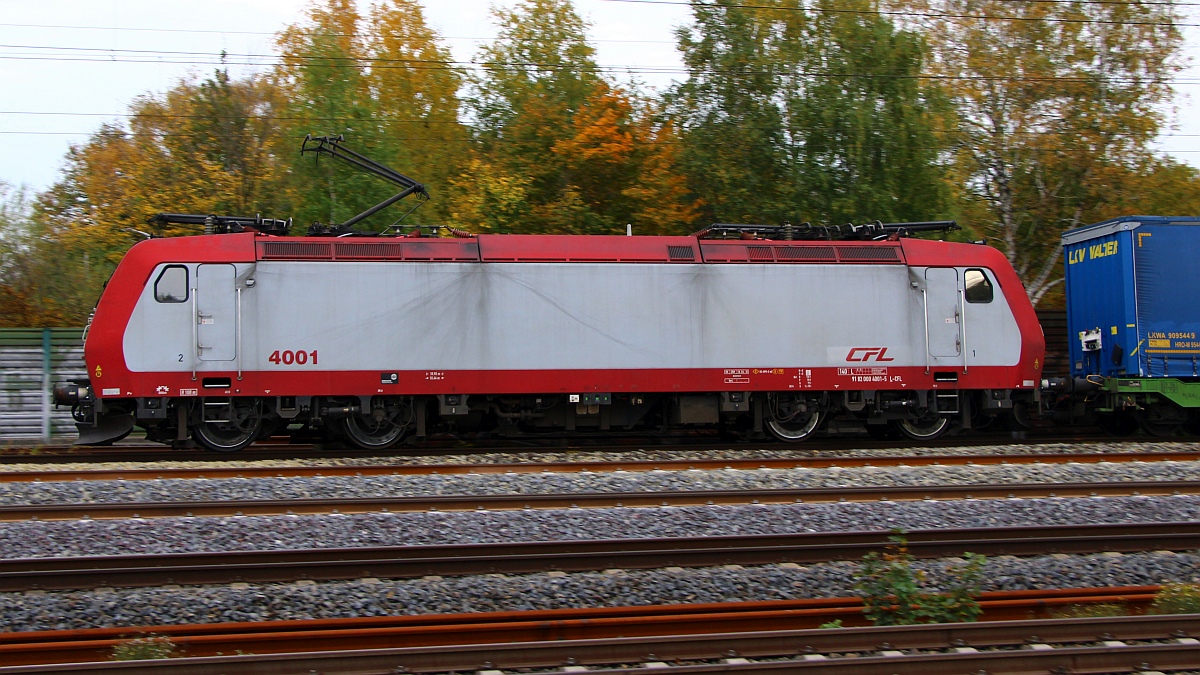 CFL 4001/ 91 80 000 4001-5 L-CFL mit Lkw Walter nach Lübeck., HH-Harburg 29.10.2022