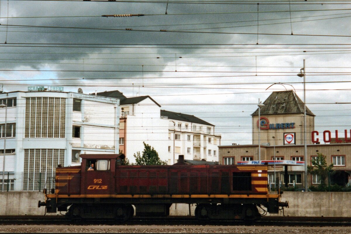 CFL 912 lauft am 18 Mai 2004 um in Luxembourg.