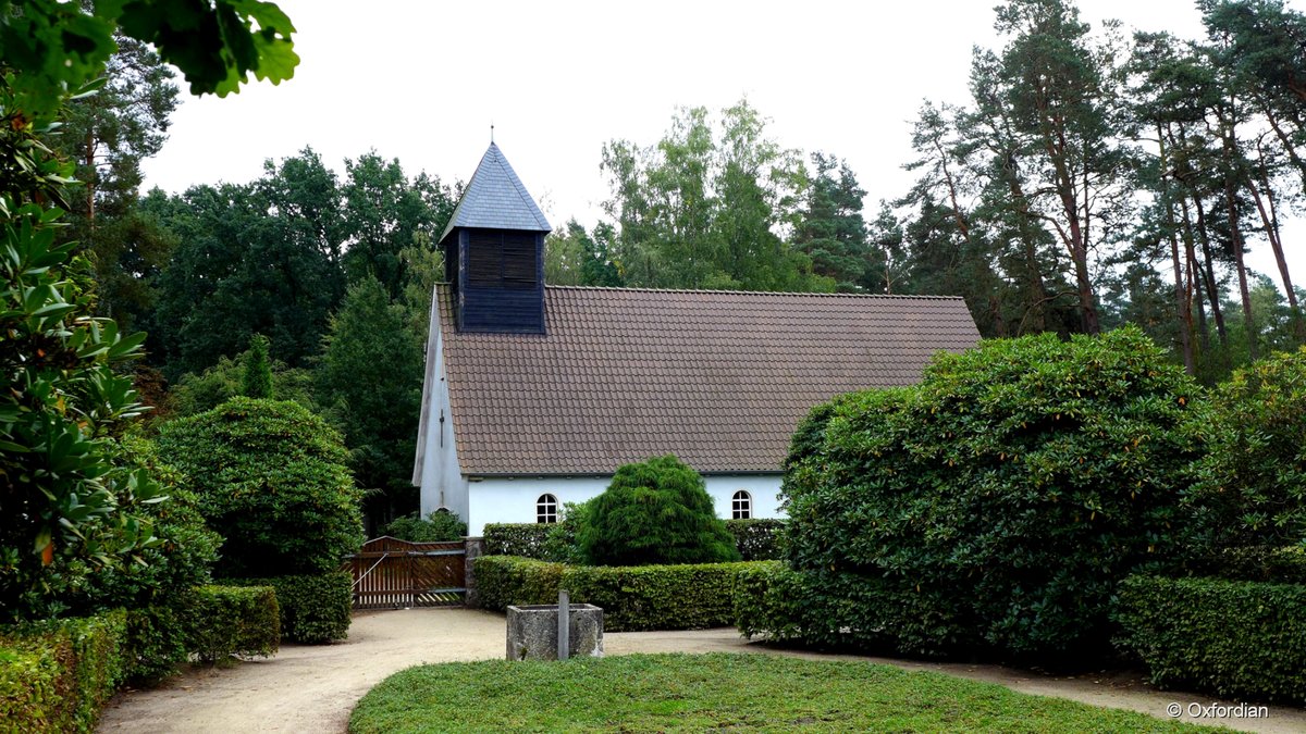 Christliche Friedhofskapelle in Schneflingen, Landkreis Gifhorn.