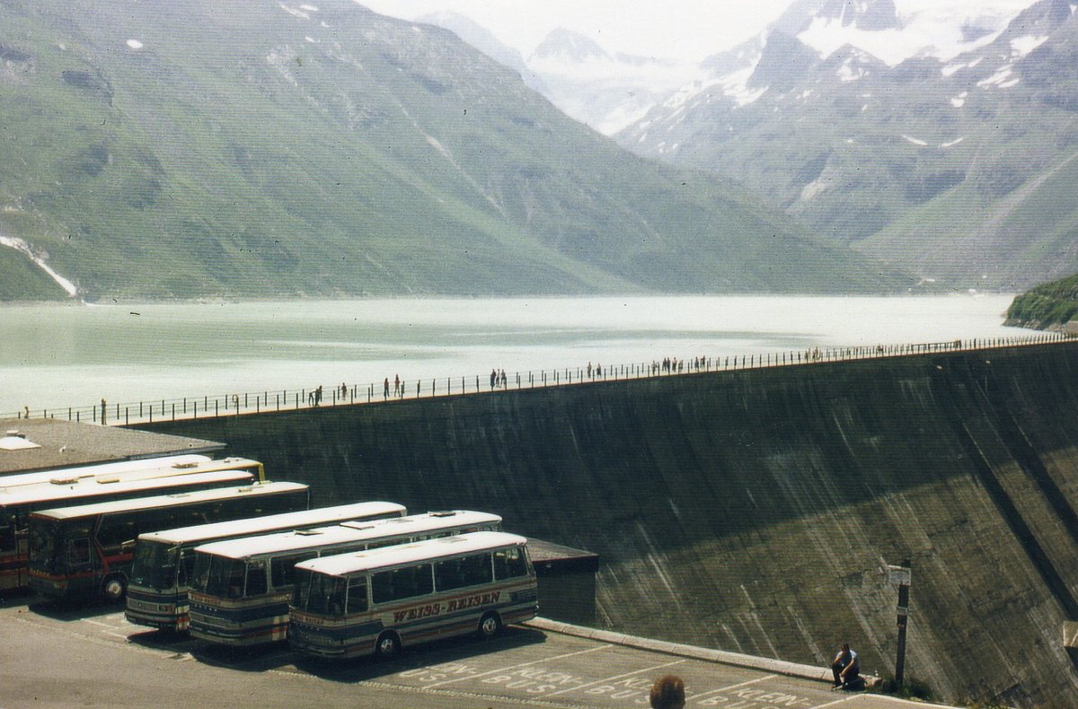 (D 013) - Aus dem Archiv; aus der Schweiz: Gafner, Thun - ? - Drgmller + Weiss, Bregenz - ? - Setra im Jahr 1983 beim Silvretta-Stausee