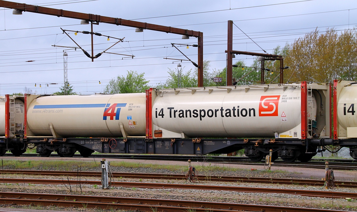 D-ERR 37 80 4565 200-x Gattung Sgnss 3-60', vierachsiger Container-Tragwagen, Pattburg 02.05.2014