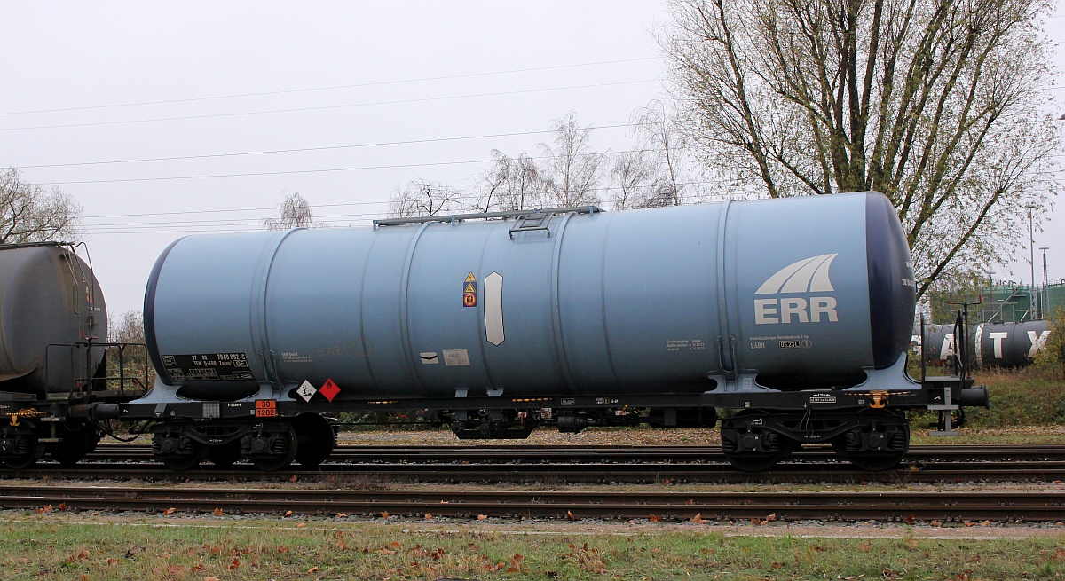 D-ERR 37 80 7840 092-6 Gattung Zacns2 Volumen 88510l beladen mit 30/1202 Dieselkraftstoff Gas oder Heizungsl. Hohe Schaar 28.11.2020