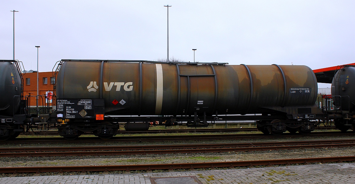 D-VTGD 33 80 7844 384-7 Gattung Zans (Volumen 95300 l), Westerland/Sylt 06.12.2015