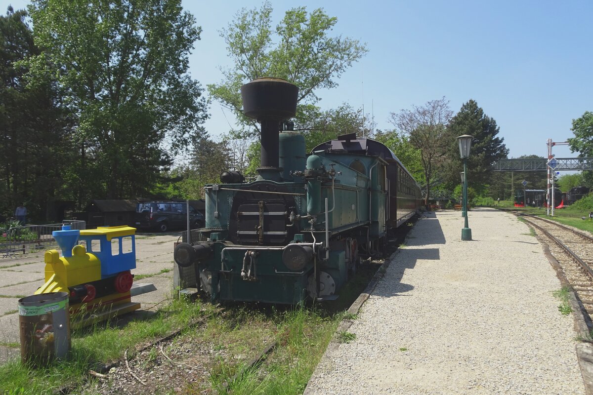 Dampflok 97 steht am 21 Mai 20-23 ins Heizhaus Strasshof.