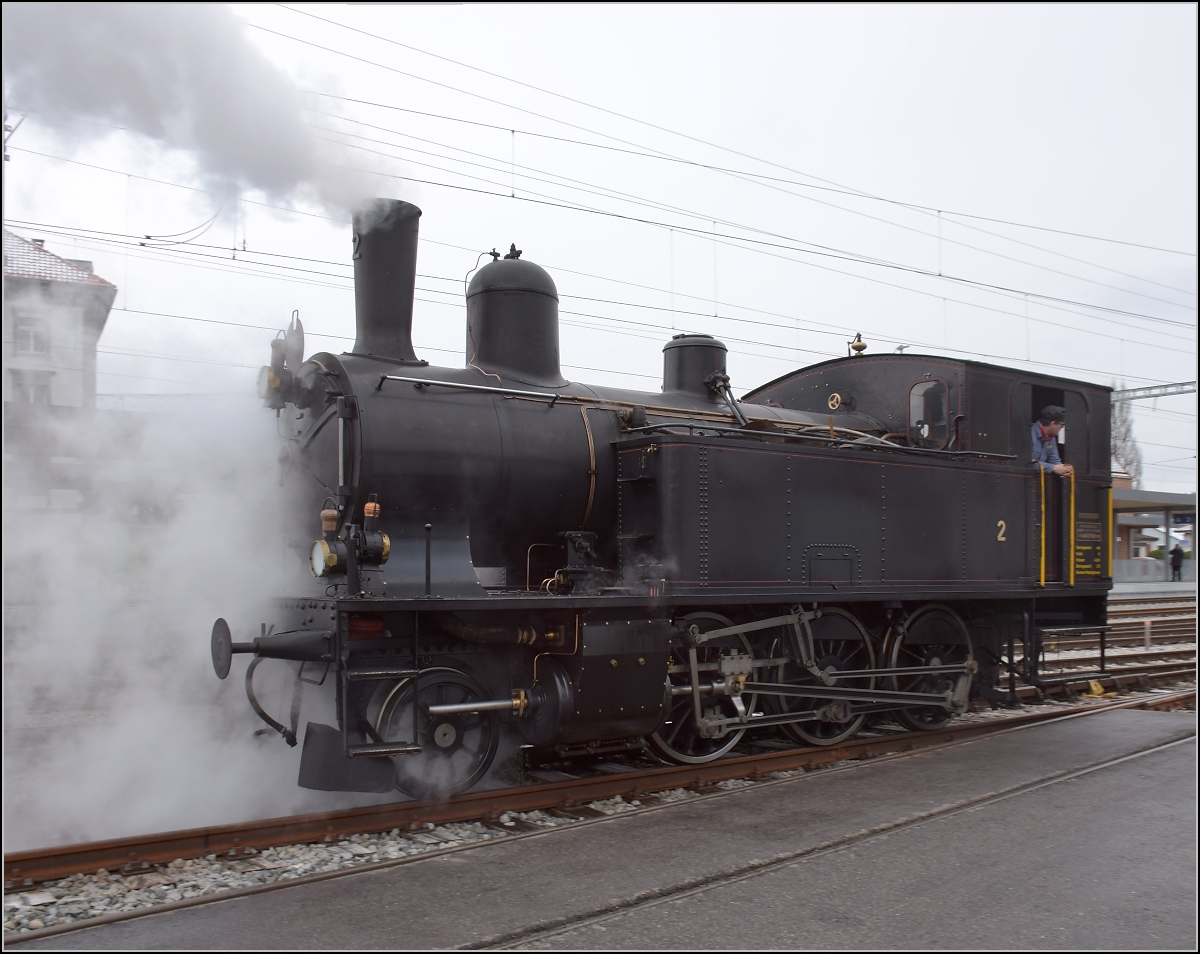 Dampflok Ed 3/4 Nr. 2 der Solothurn-Münster-Bahn in Huttwil. Bereitstellung zur Winterdampffahrt. Februar 2018.