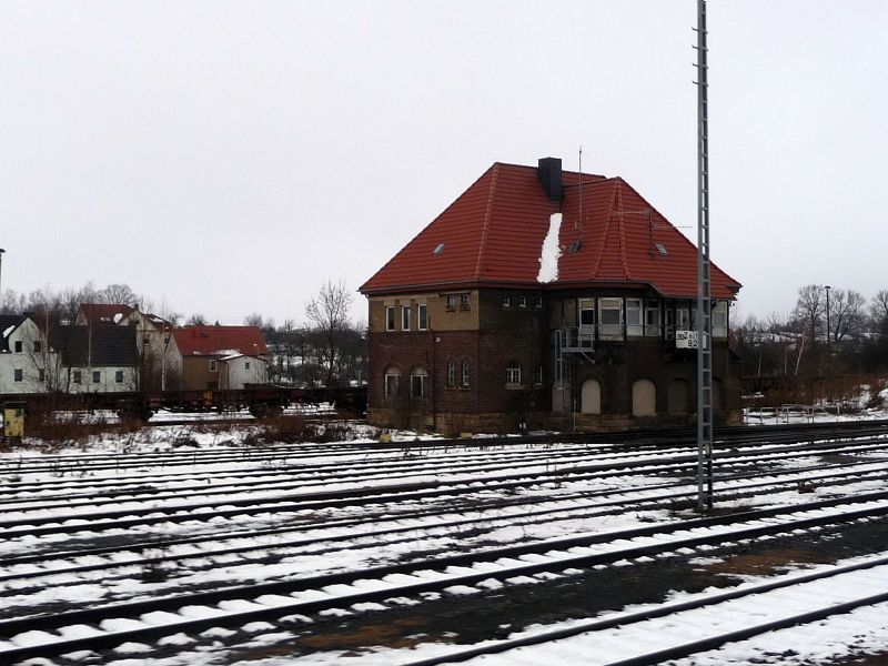 Das Stellwerk B2 am 12.12.2010 in Zeitz. (Foto: Ralf Kuke)