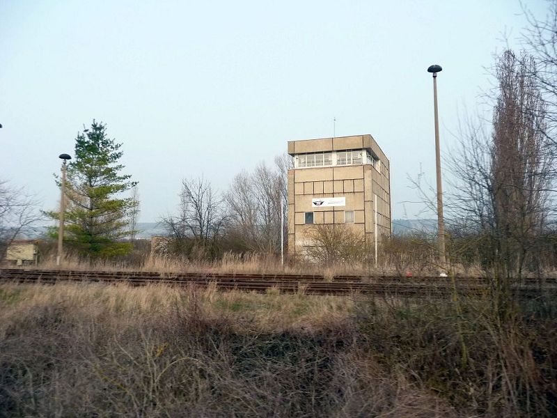 Das Stellwerk R5 am 04.04.2009 in Karsdorf. (Foto: Ralf Kuke)
