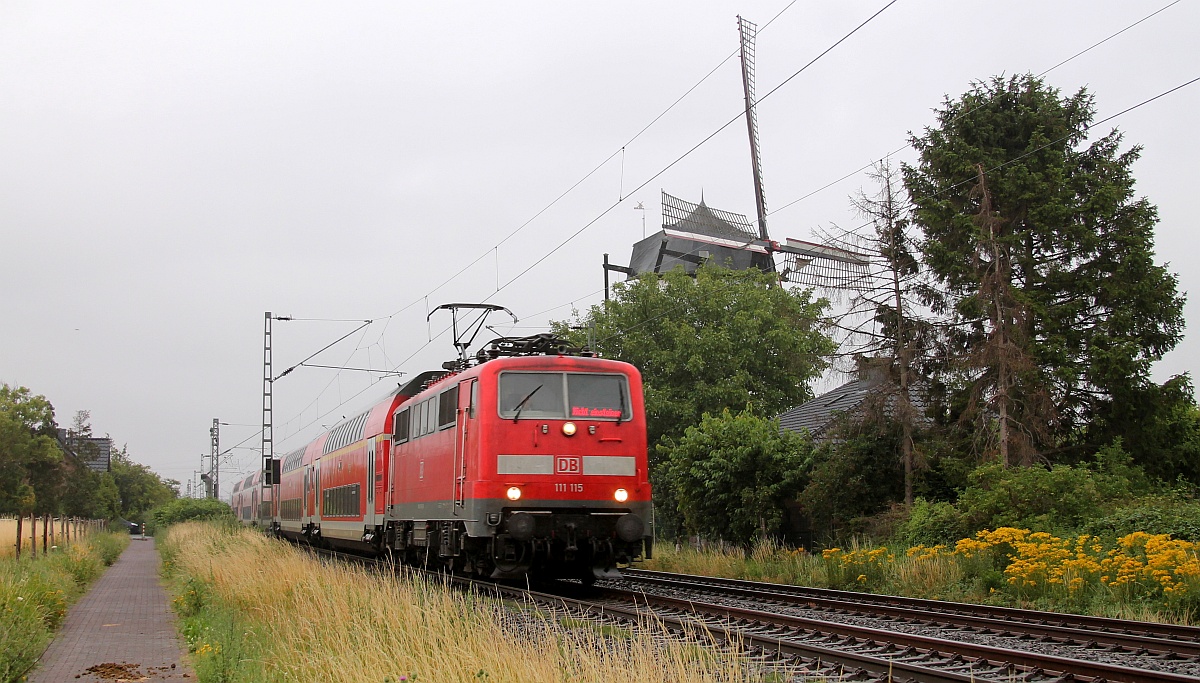DB 111 115 bei Bttgen 8.7.2028