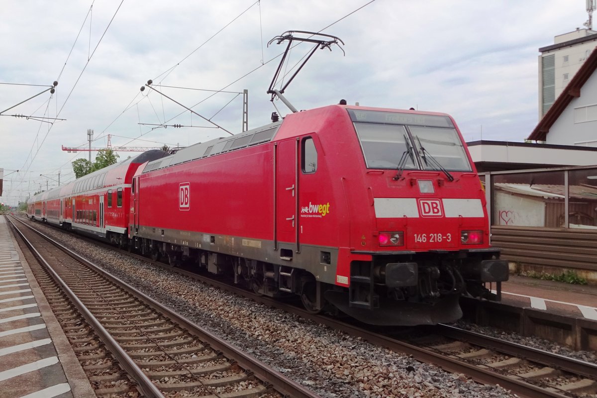 DB 146 218 steht am 30 Mai 2019 in Bad Krozingen. 