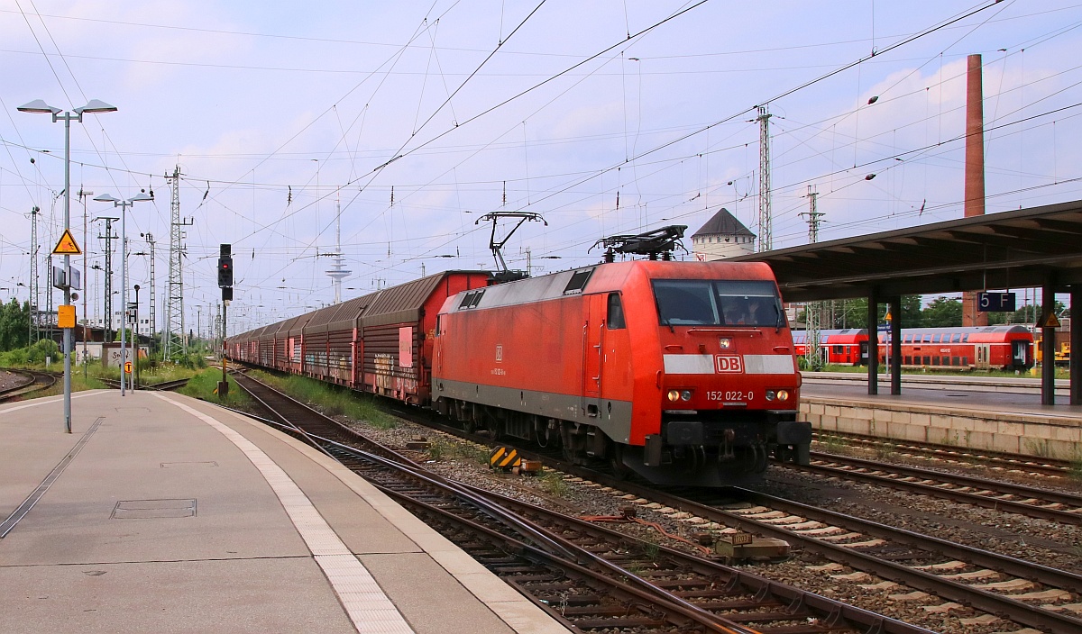 DB 152 022-0 mit Autotransportzug Bremen Hbf 10.07.2021