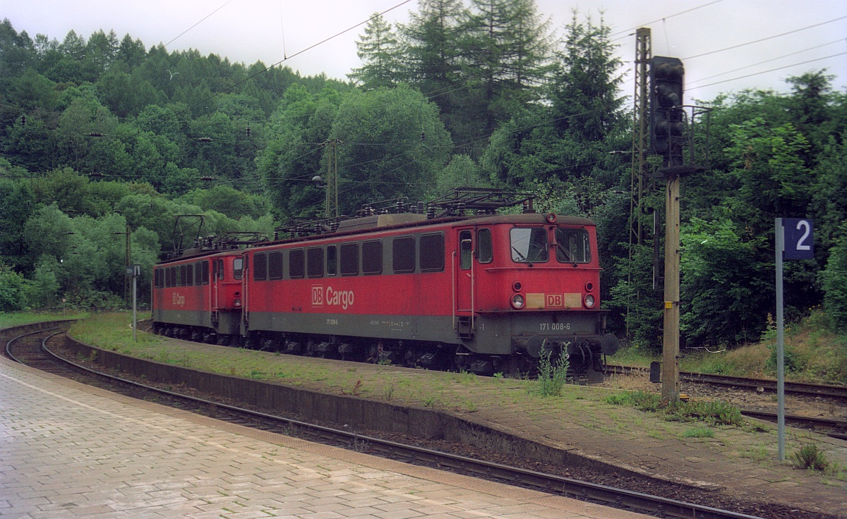 DB 171 008-8 und 013-6 Rübeland 12.07.2004