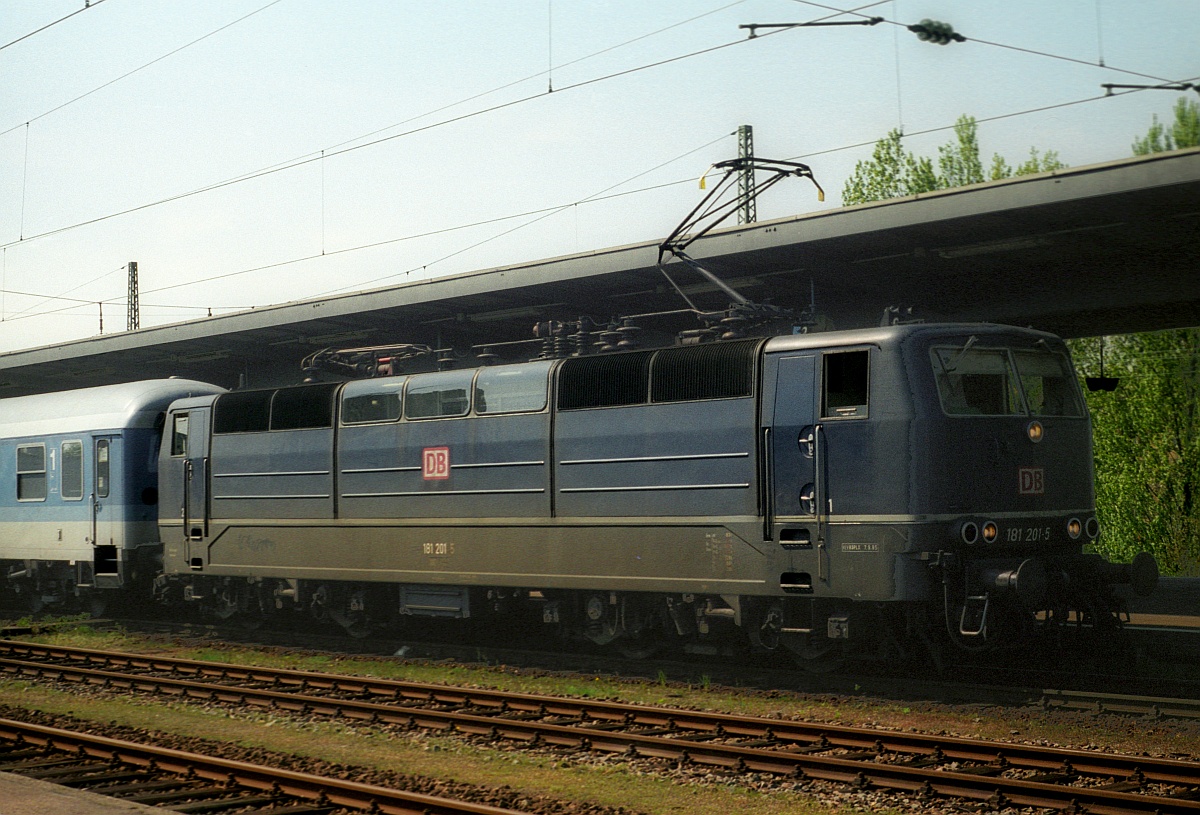 DB 181 201-5 Bhf Kehl 20.04.2000 