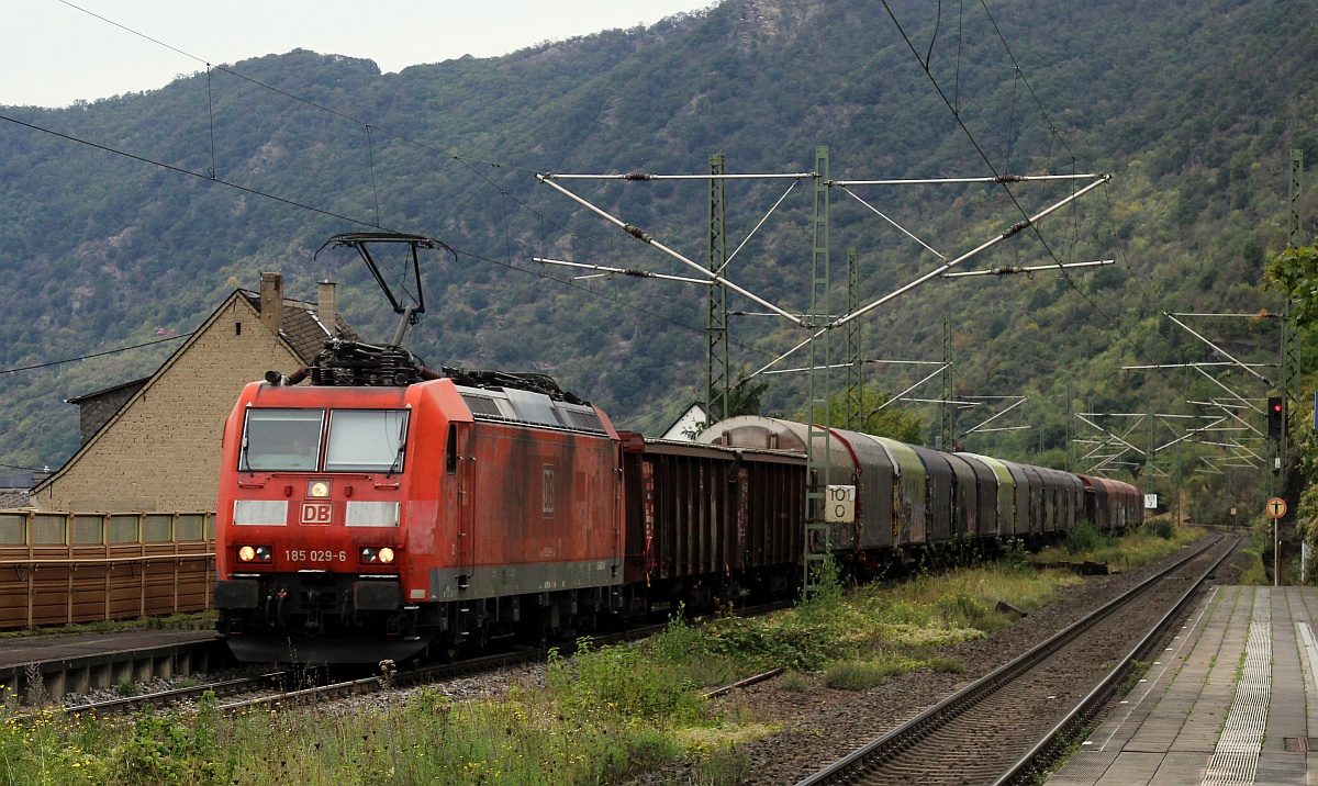 DB 185 029-6 mit Coiltransport gen Süden.. Kestert(Rhein) 14.09.2021