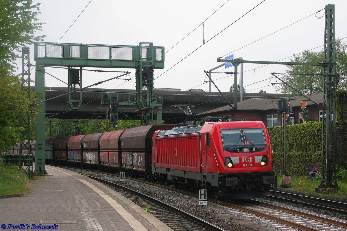 DB 187 158 mit Kohlewagenzug am 08.05.2019 in Hamburg-Harburg