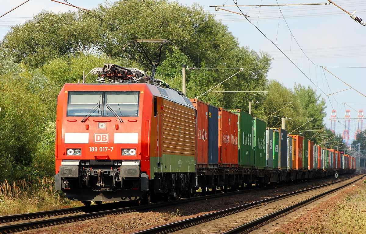 DB 189 017-7 mit Containerzug aufgenommen in HH-Moorburg am 29.08.2015