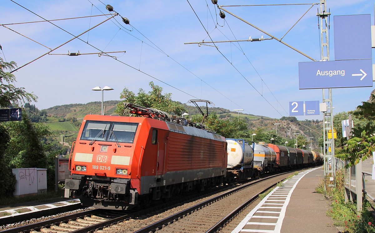 DB 189 021-9 mit Mischer gen Süden. Lorchhausen 14.09.2021