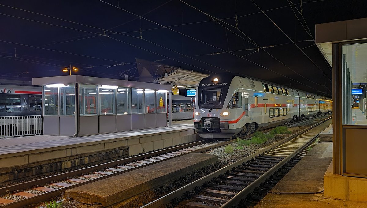 DB 4110 117  Mecklenburgsiche Ostseeküste  als IC 95 von Warnemünde nach Wien Hbf, am 01.09.2020 beim Halt in Naumburg Hbf. (Foto: Marcus Espunkt)