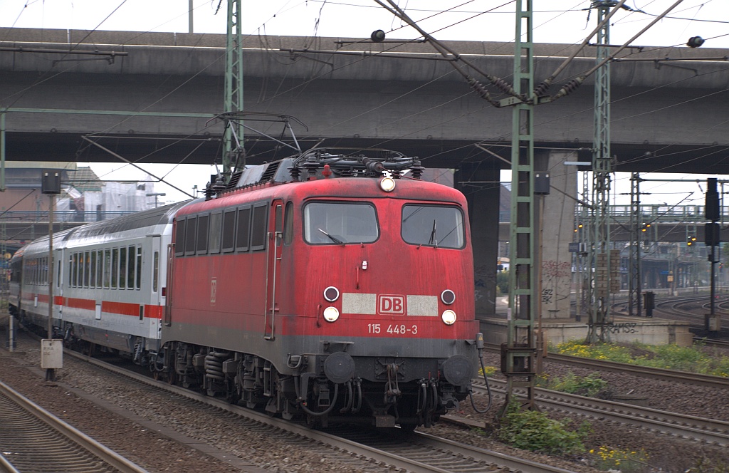 DB E10 448/ 115 448-3 mit PbZ Ausfahrt HH-Harburg 02.10.2010
